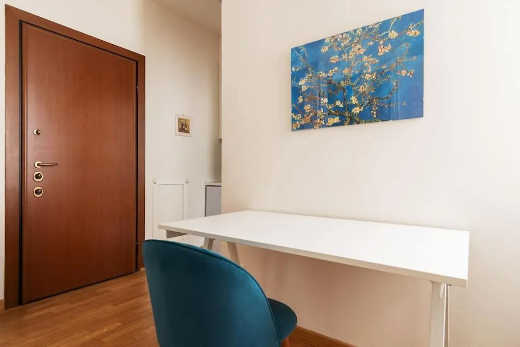 Studio Apartment Brera Milano