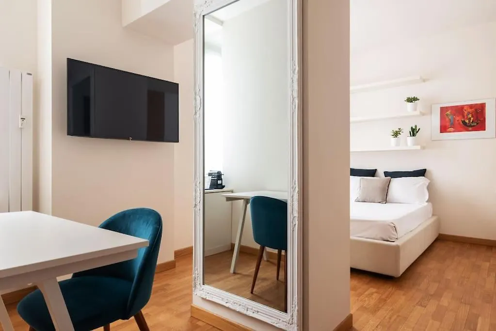 Studio Apartment Brera Milano
